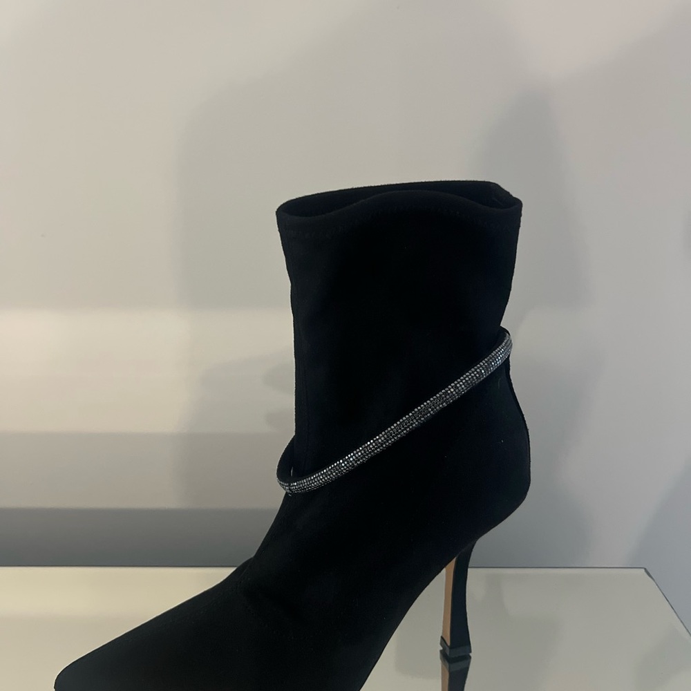 Nine West Black Heeled Boots with Silver Accent